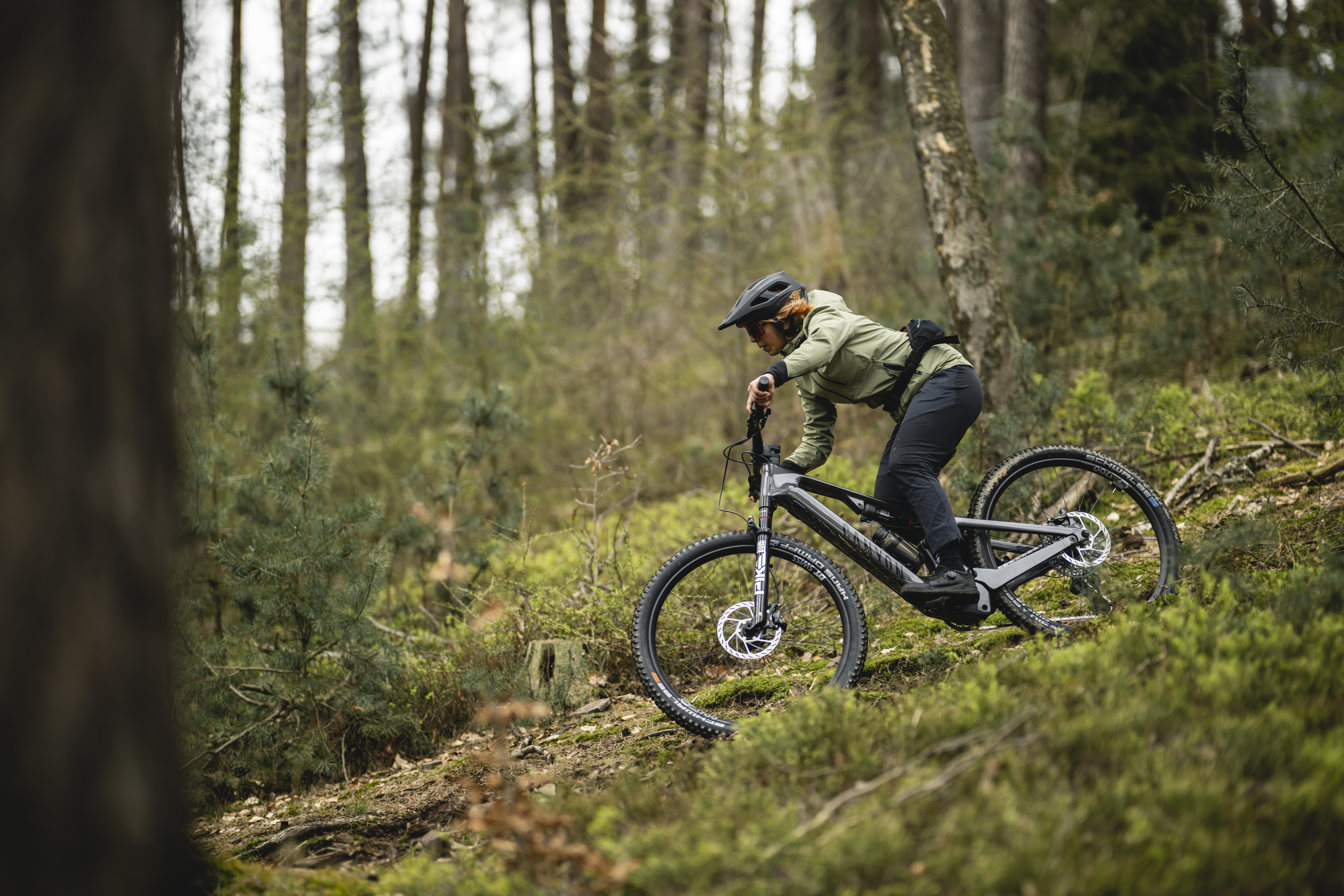 Canyon brings lightweight e-bike tech with new Neuron:ONfly